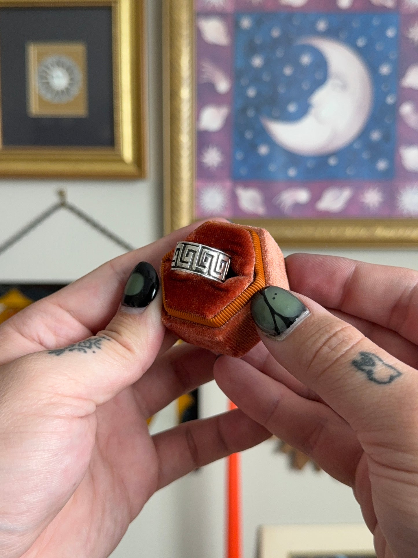 Chunky Greek cigar band