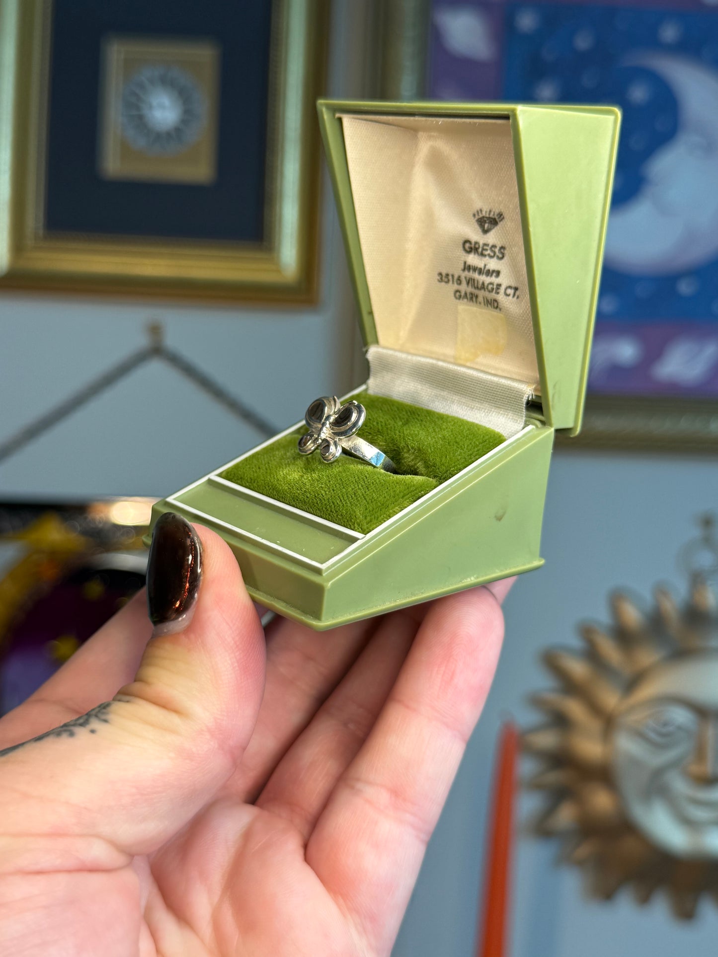 Abalone butterfly ring