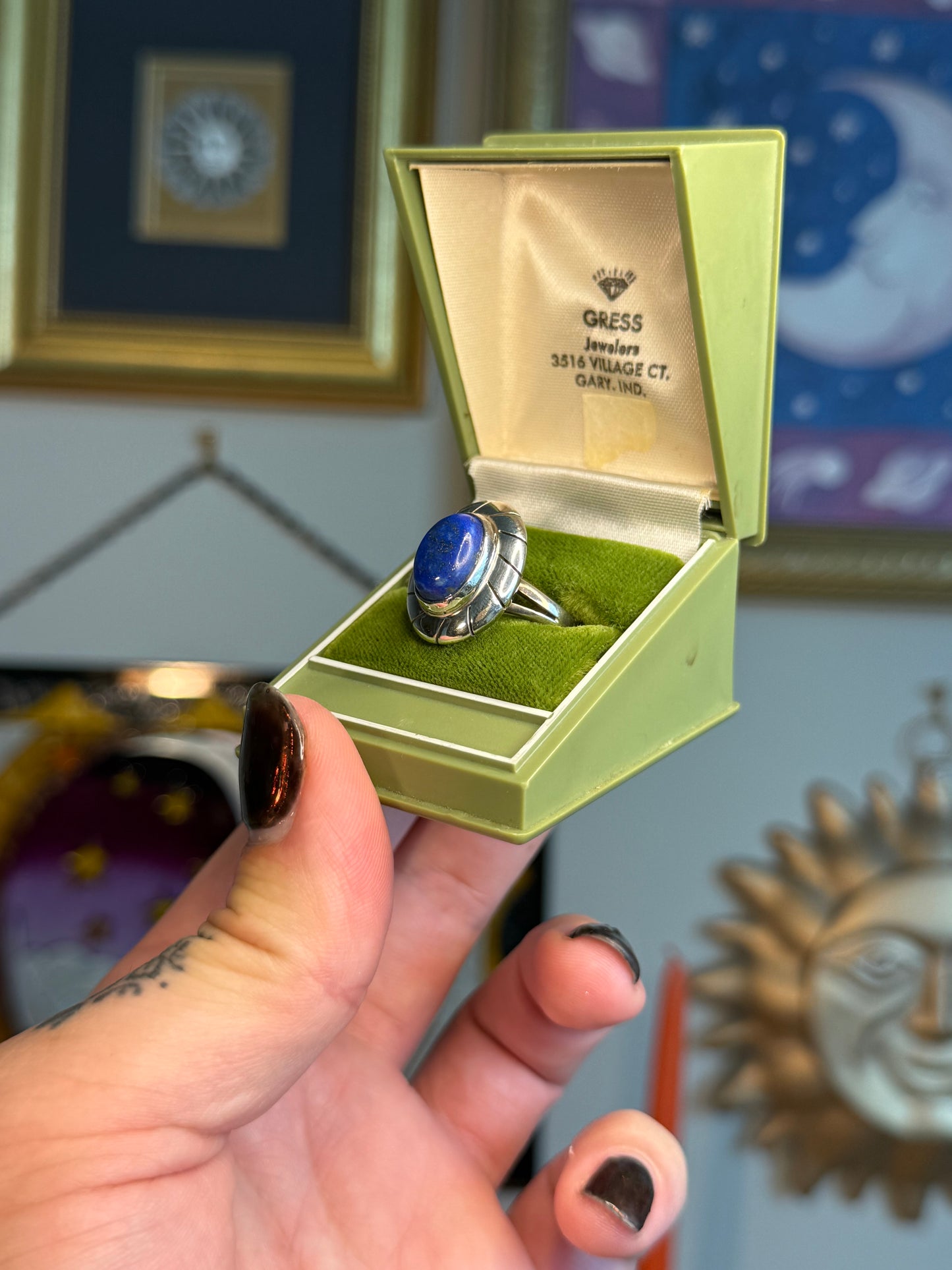 Lapis cabochon ring