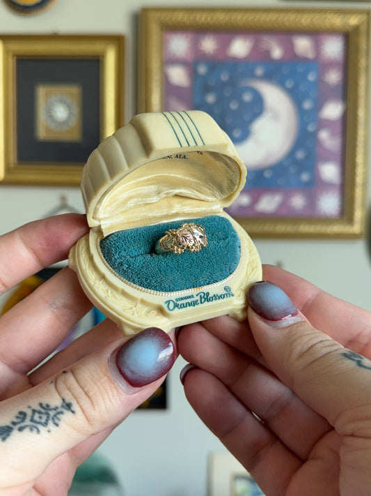 Black hills gold floral band