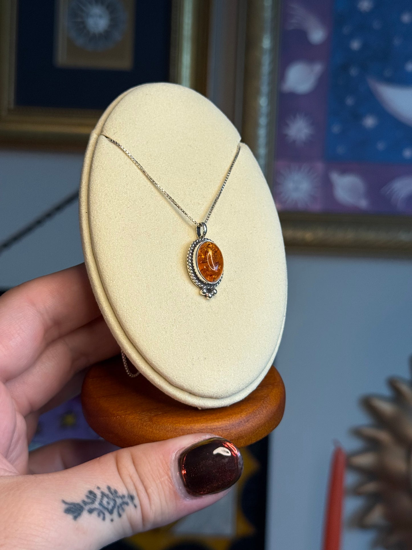 Baltic amber oval necklace