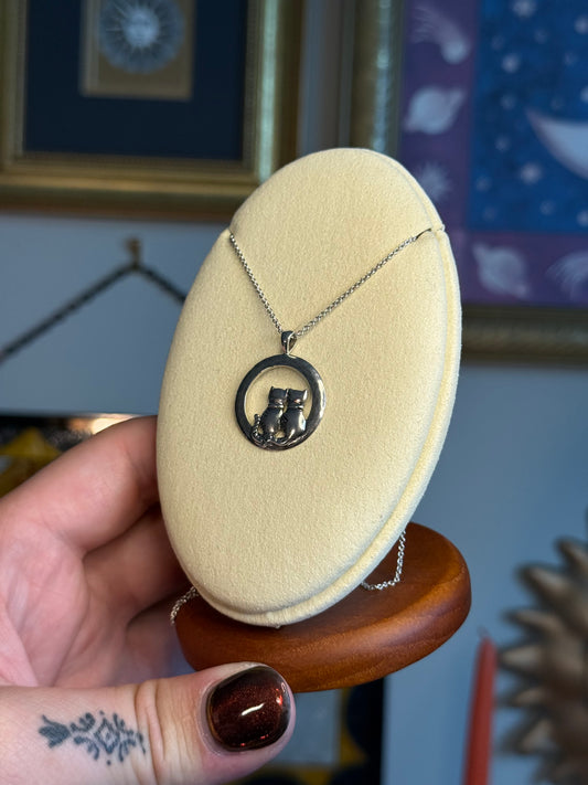 Double cat necklace