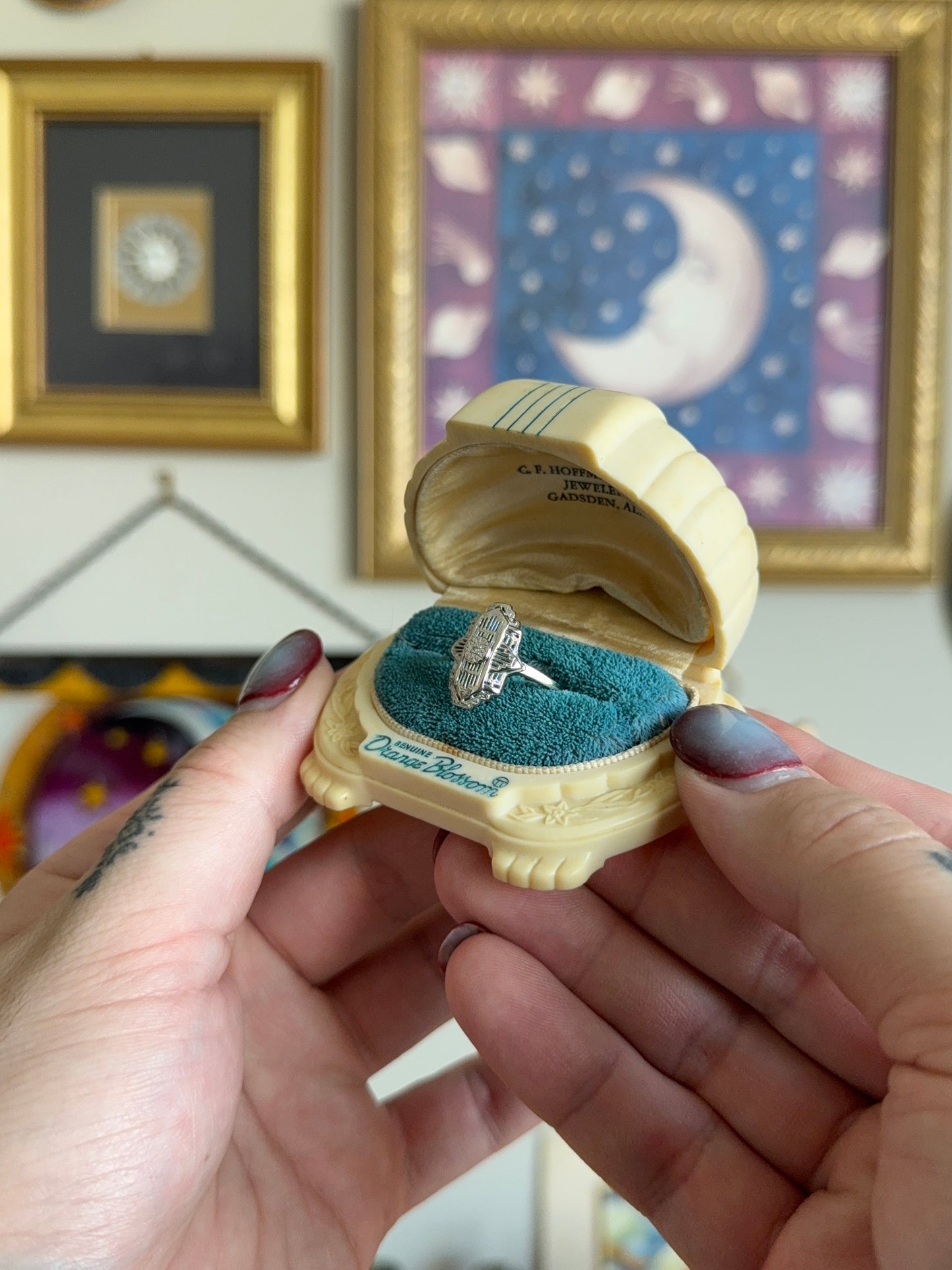 White gold Rectangular Art deco shield ring