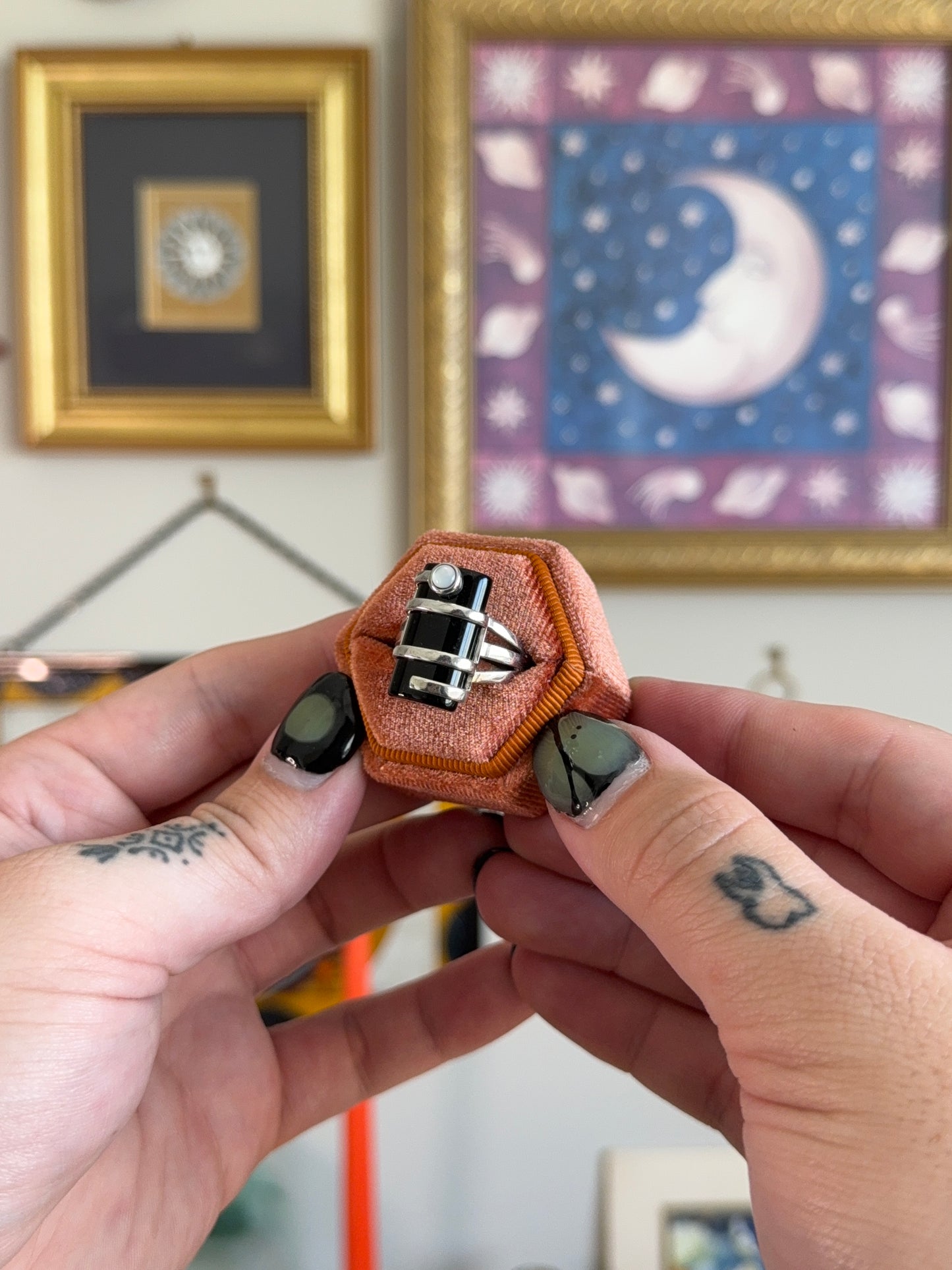 Elongated black onyx & mother of pearl ring