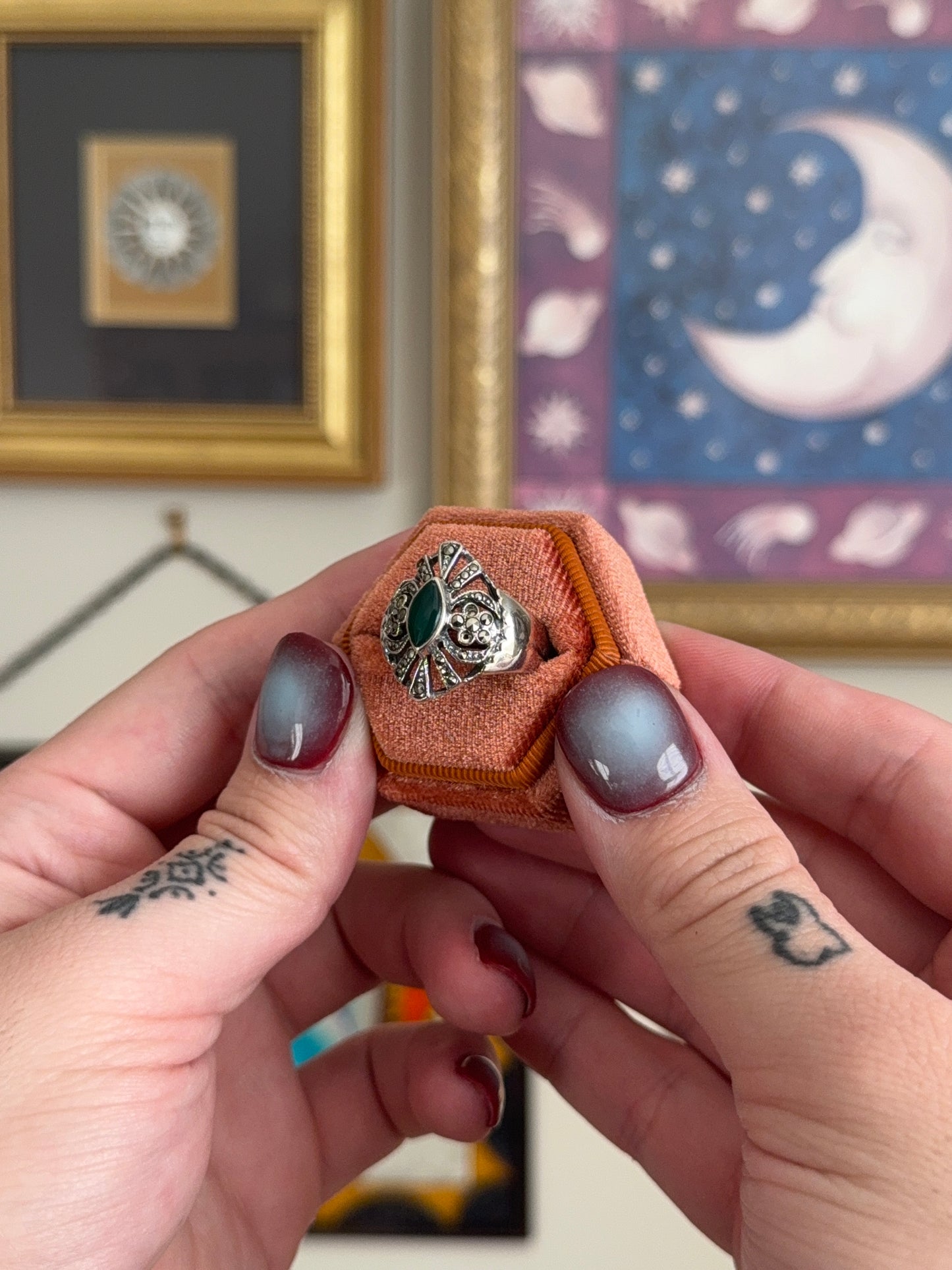 Green onyx & marcasite ring