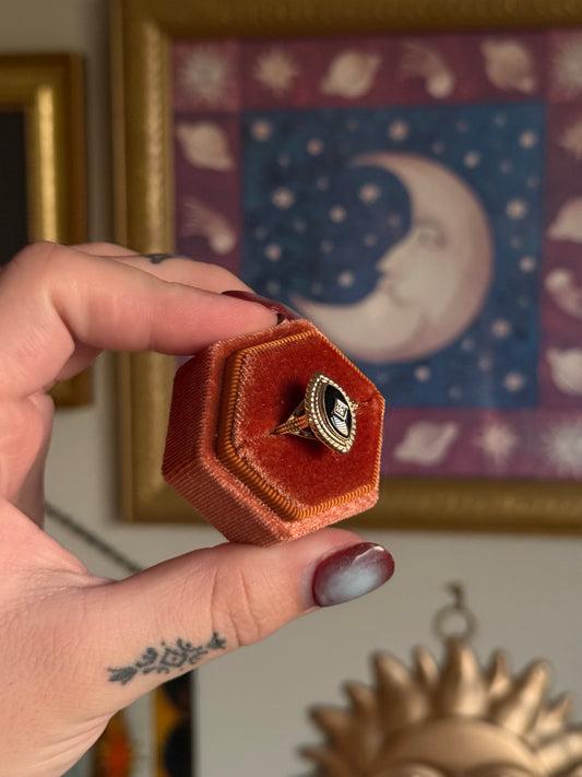 yellow gold Black onyx marquise ring