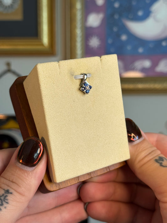 Floral diamond cluster pendant
