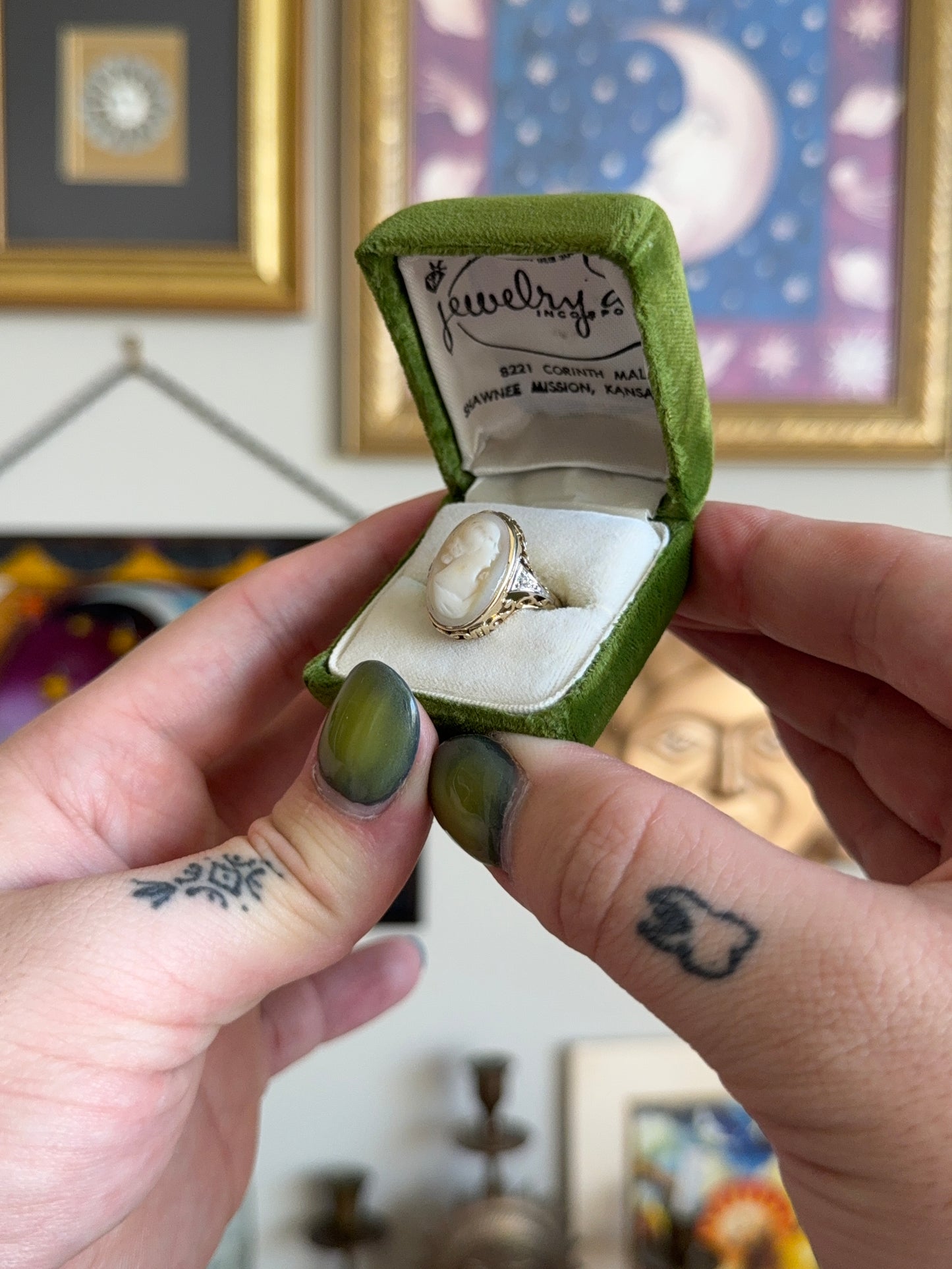 Antique cameo with filigree
