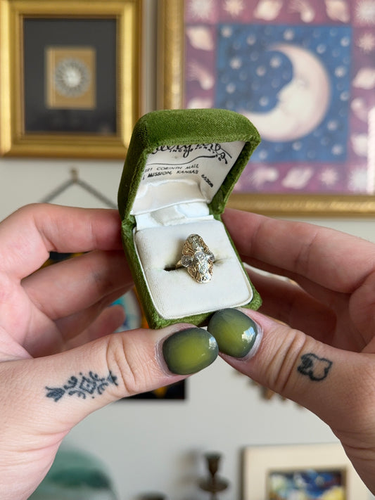 Antique two tone gold shield ring