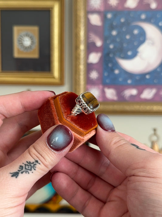 Square tigers eye detailed ring