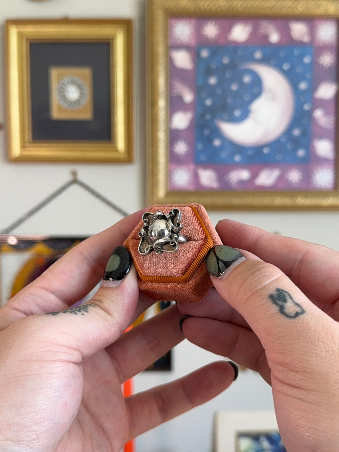 Brutalist texture ring