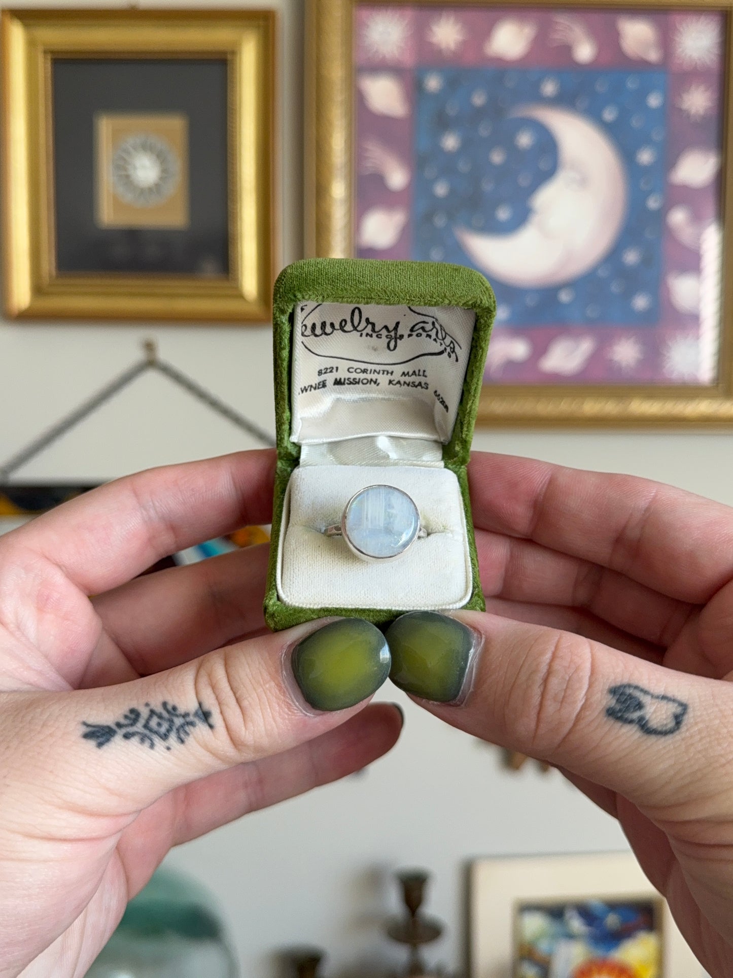 Circular Moon stone ring with hammered band