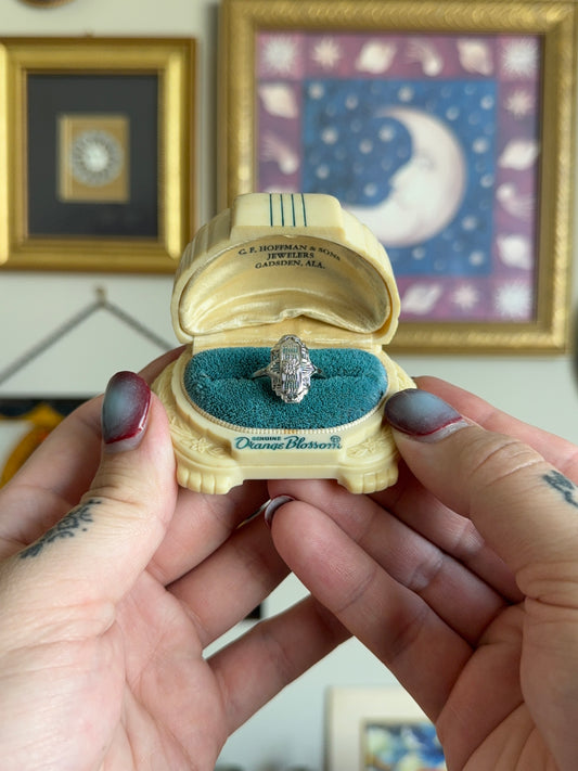 White gold Rectangular Art deco shield ring