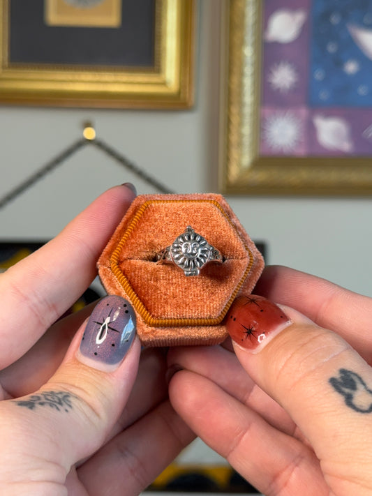Celestial Sun Poison ring
