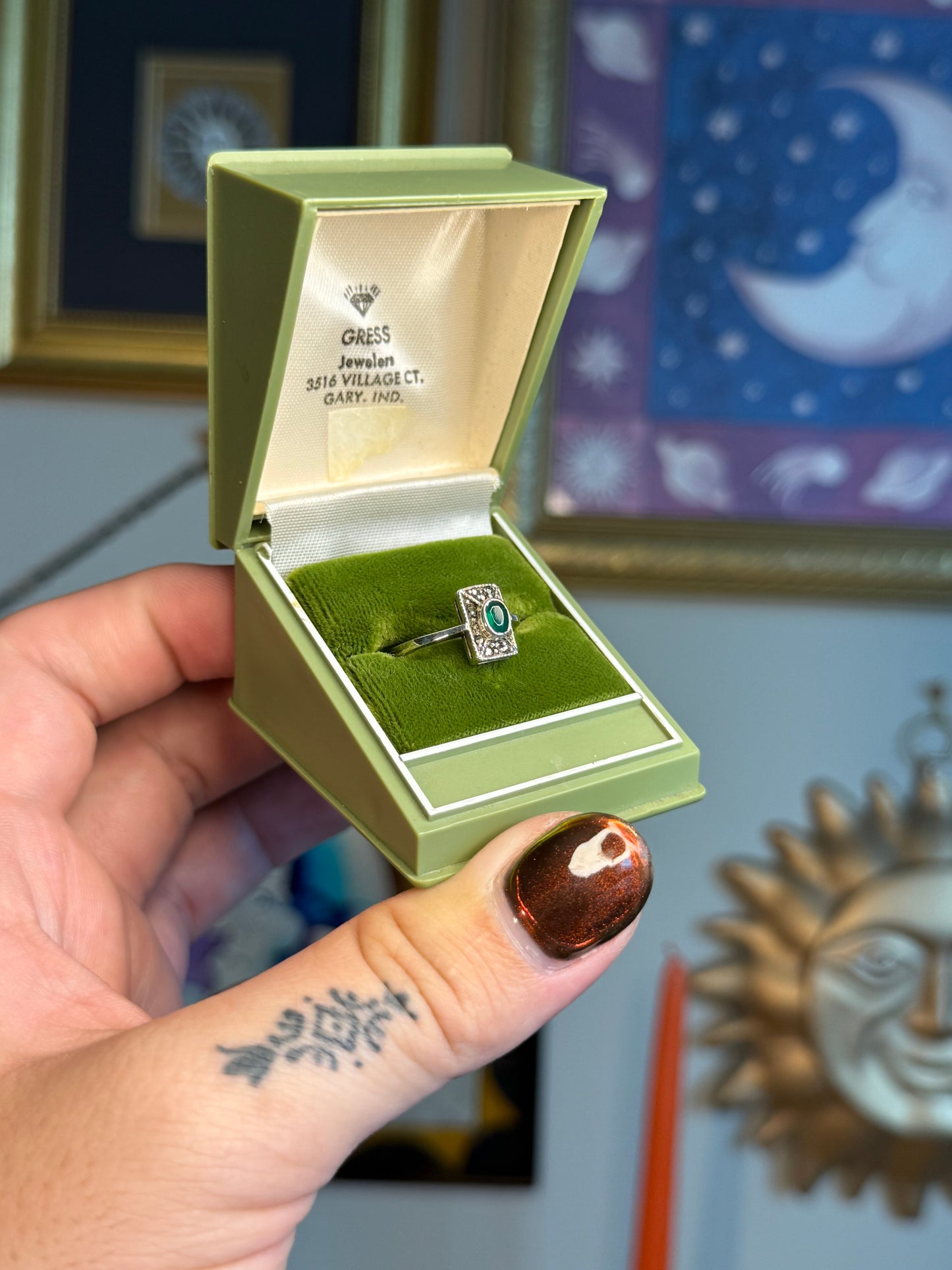 Art deco style green ring