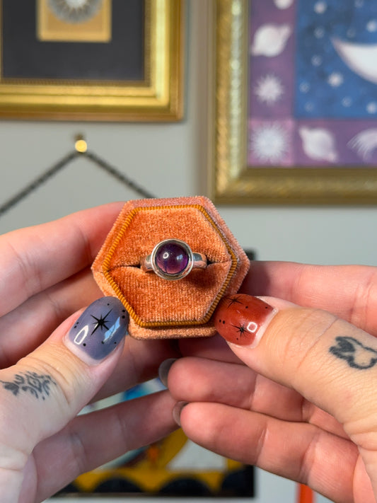 Amethyst Cabochon ring