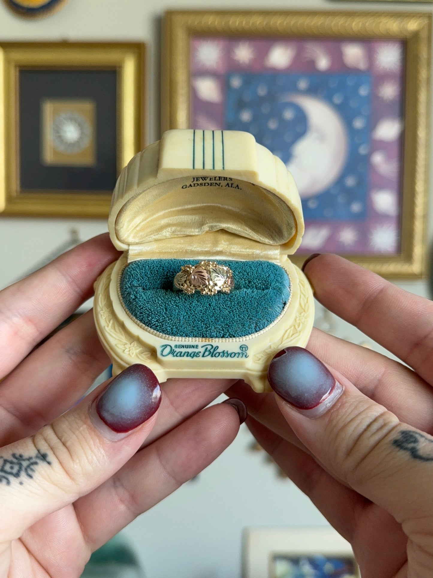 Black hills gold floral band
