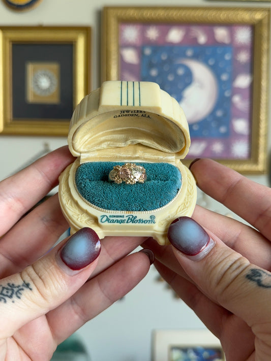 Black hills gold floral band