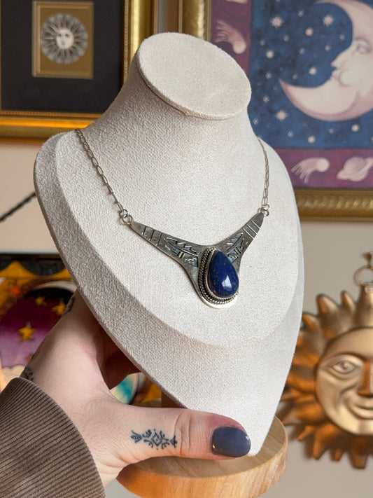 Silver lapis necklace