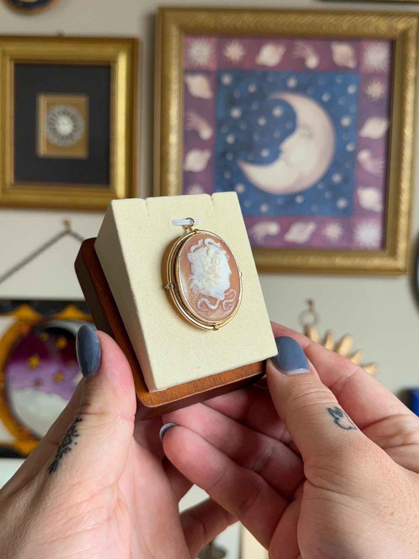 Antique Medusa cameo