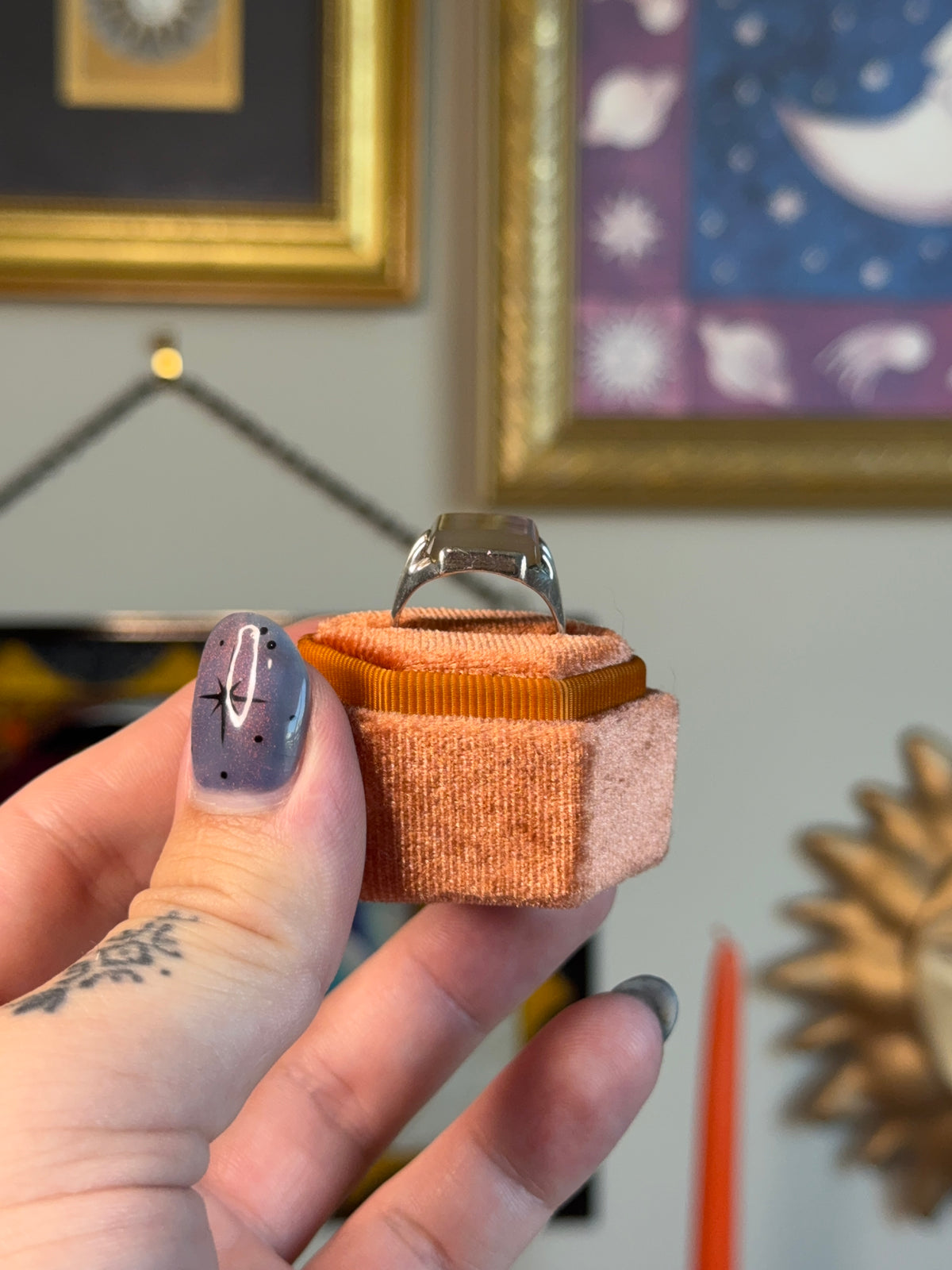 Agate signet ring