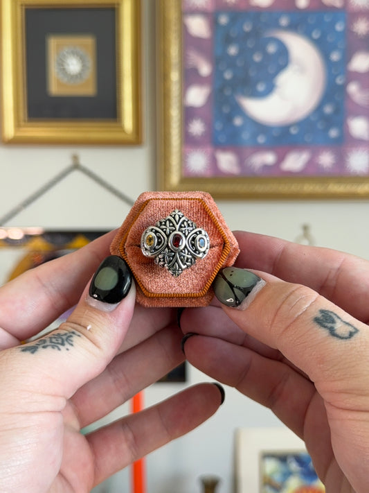 Chunky detailed garnet & citrine ring