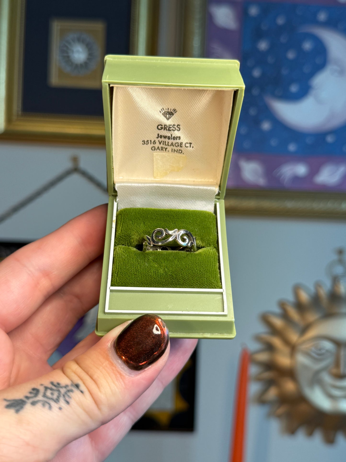 Filigree ring band