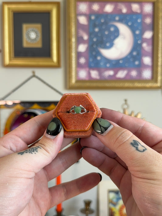 Round moss agate ring