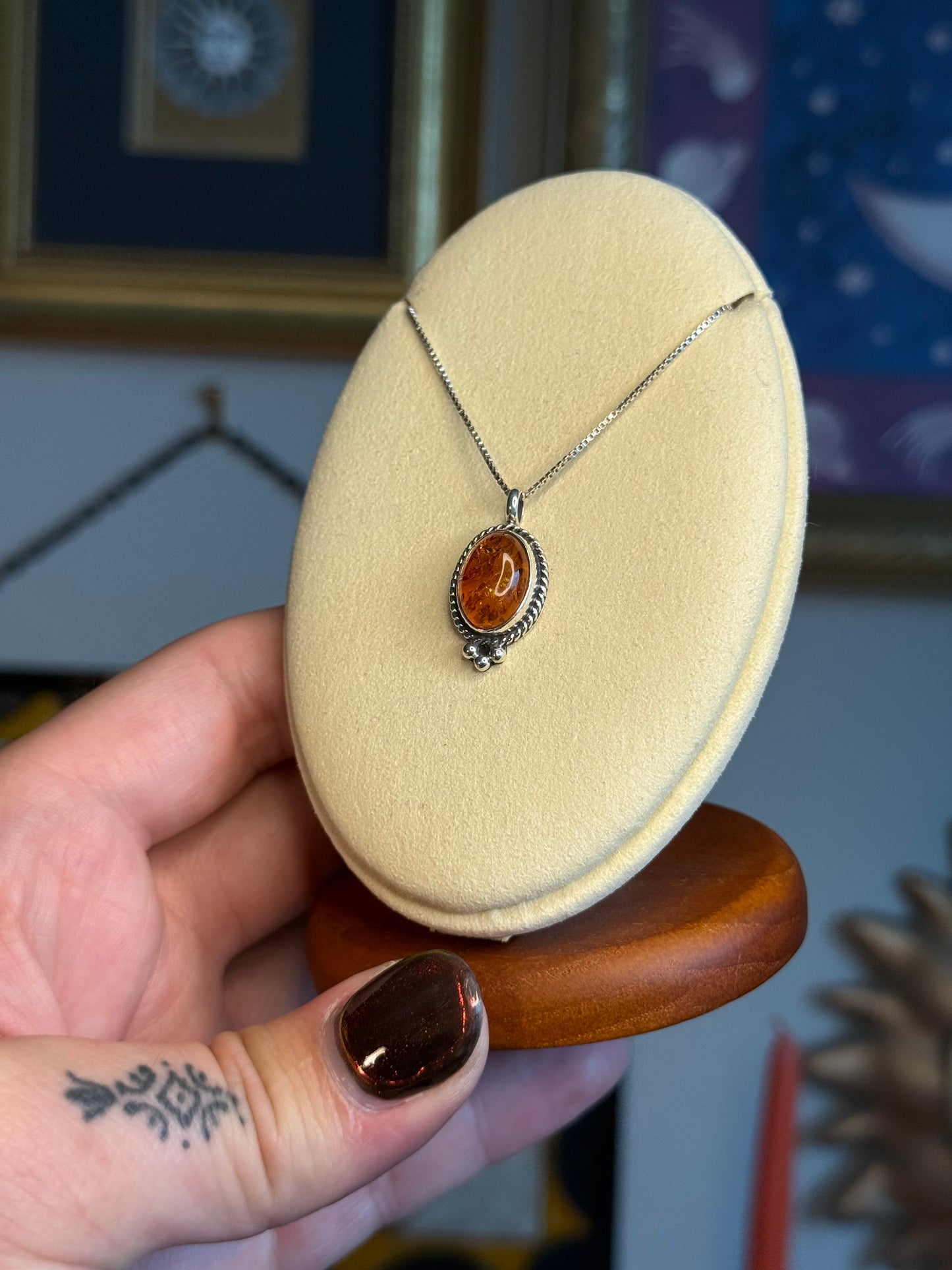 Baltic amber oval necklace