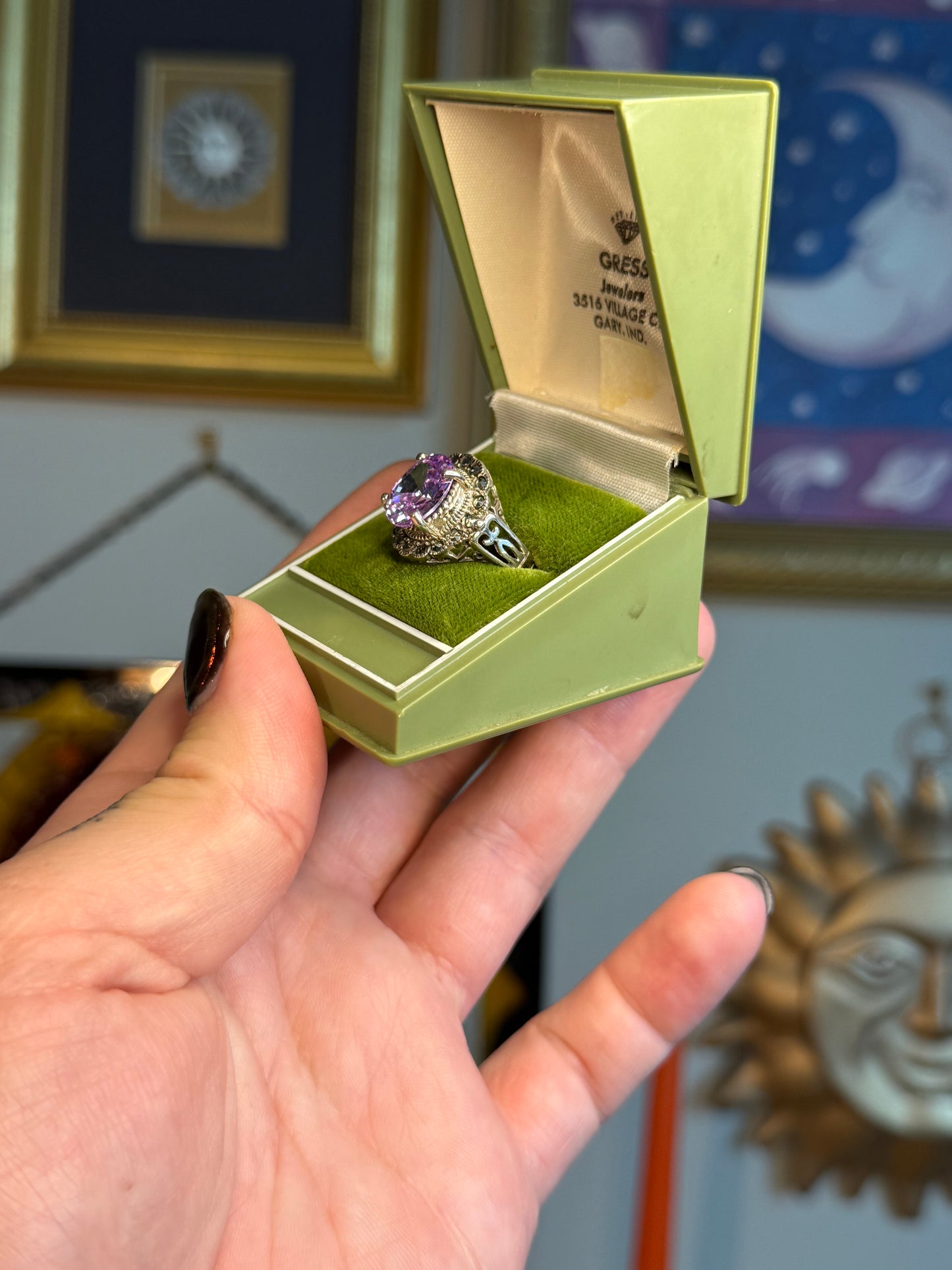 Stimulated amethyst ring
