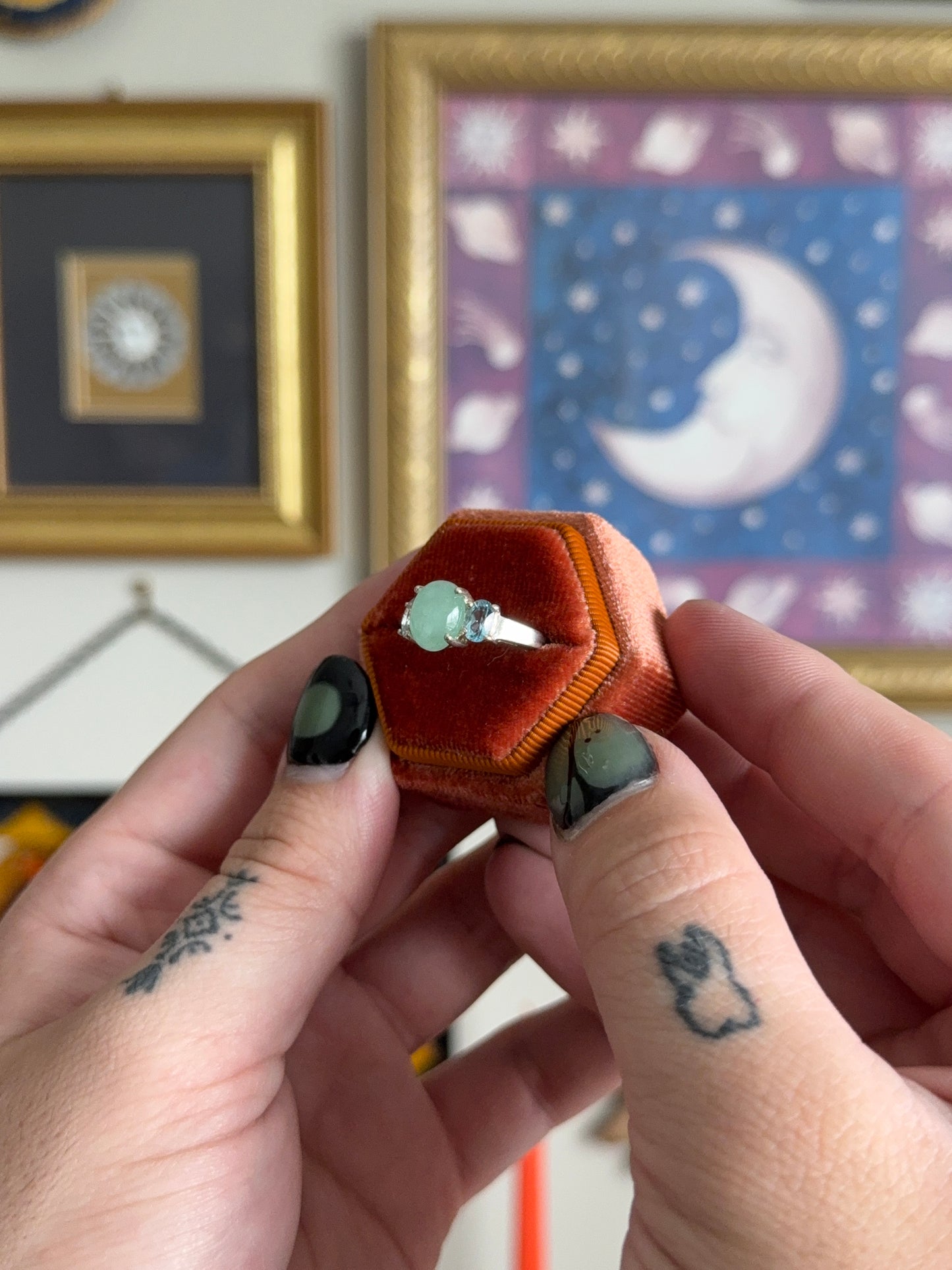 Agate and aquamarine ring