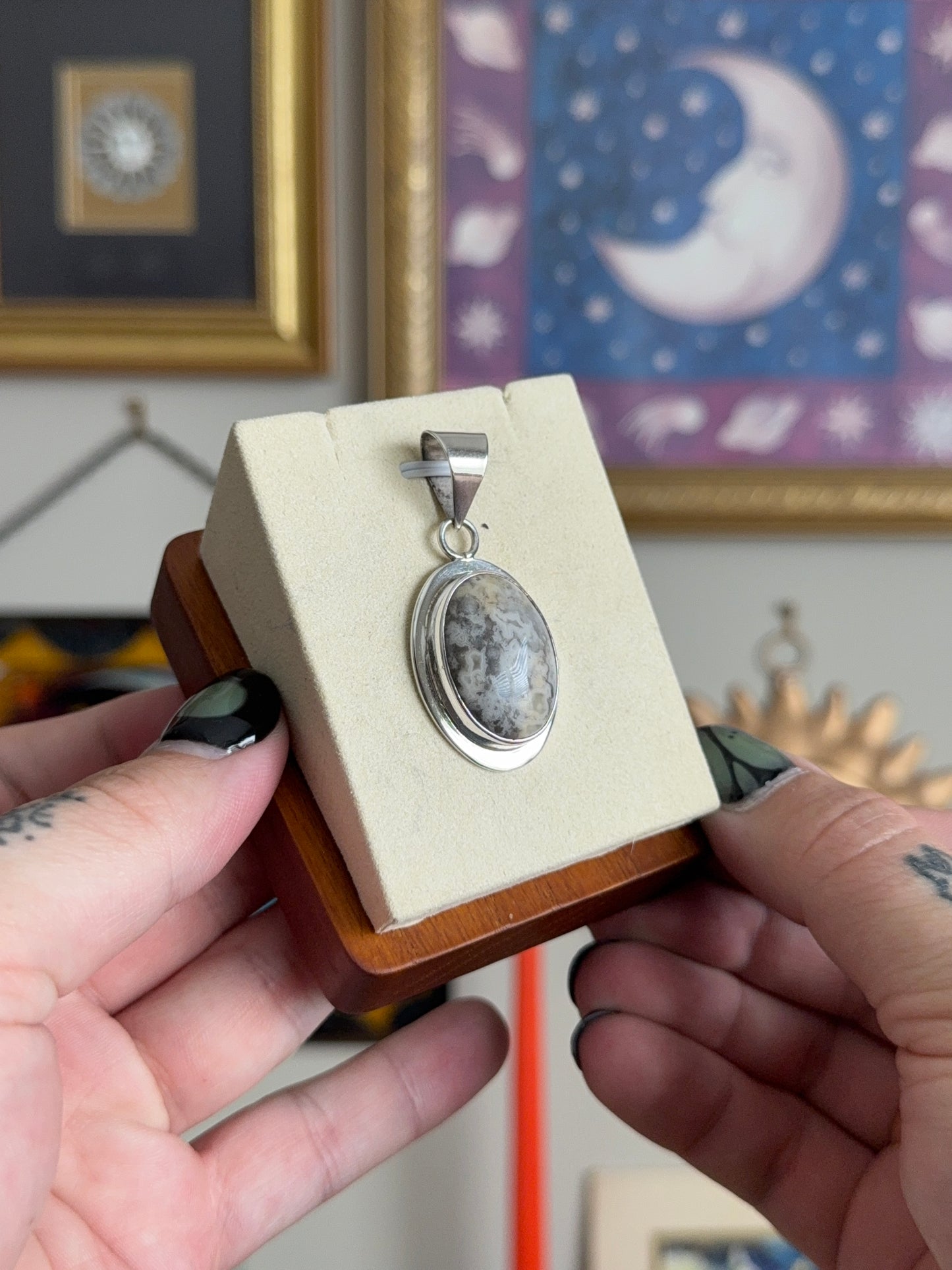 Pinolith cabochon pendant