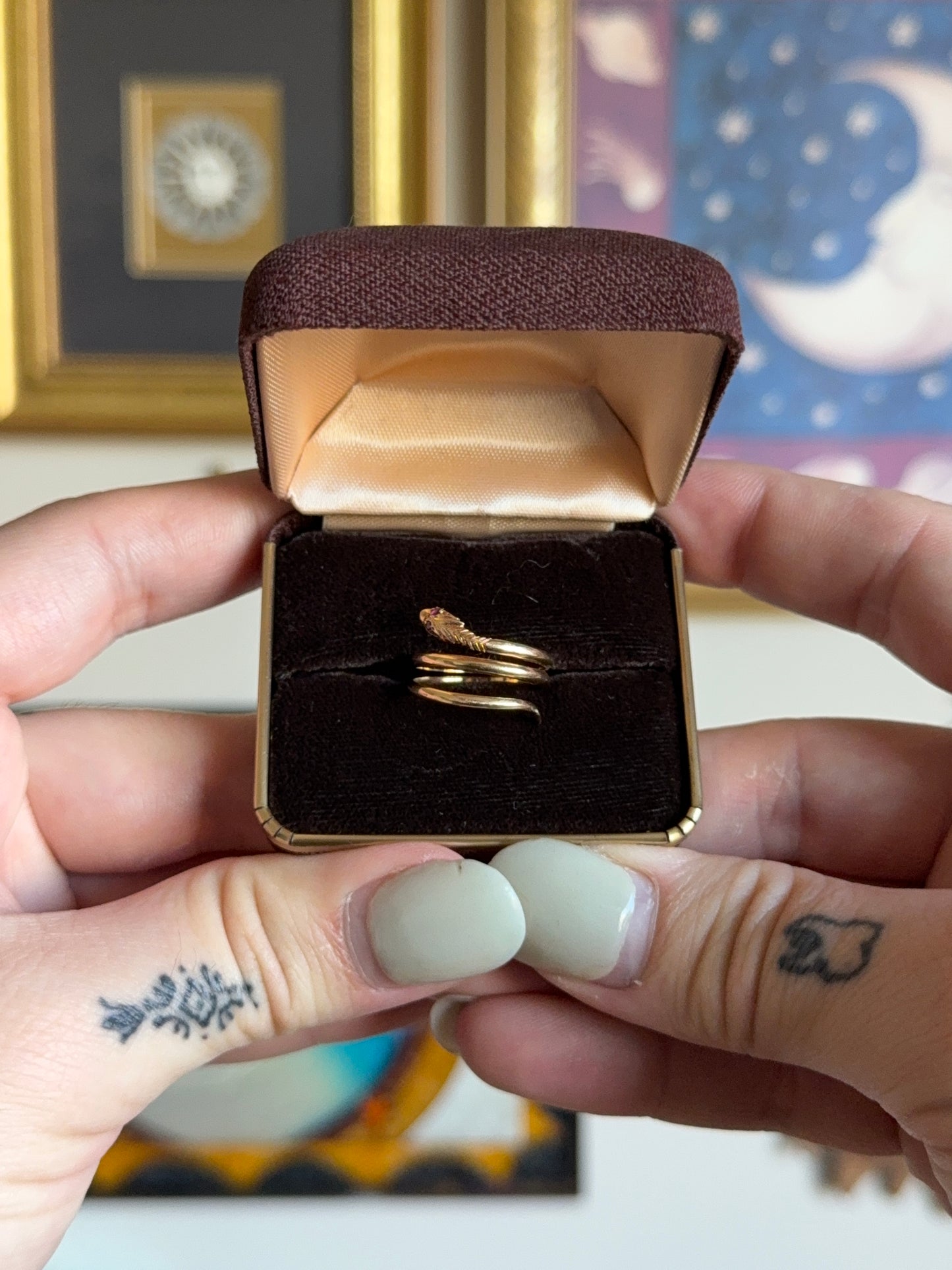 Gold antique snake ring