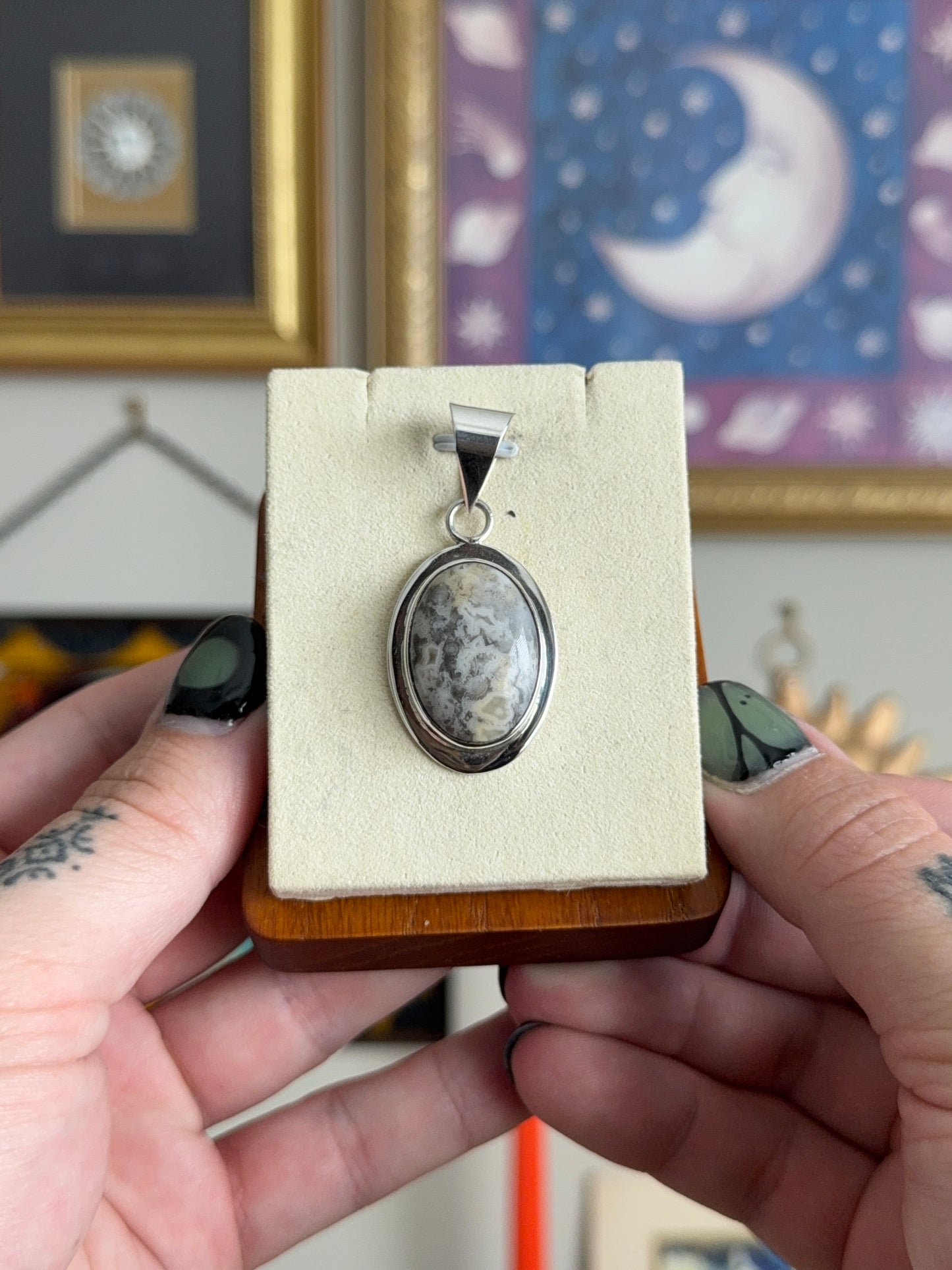 Pinolith cabochon pendant