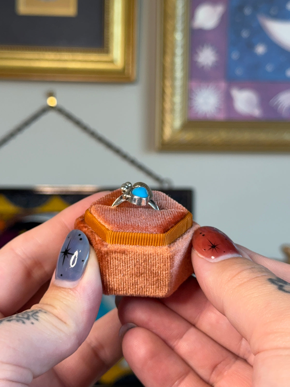 Oval Turquoise ring with leaf motif