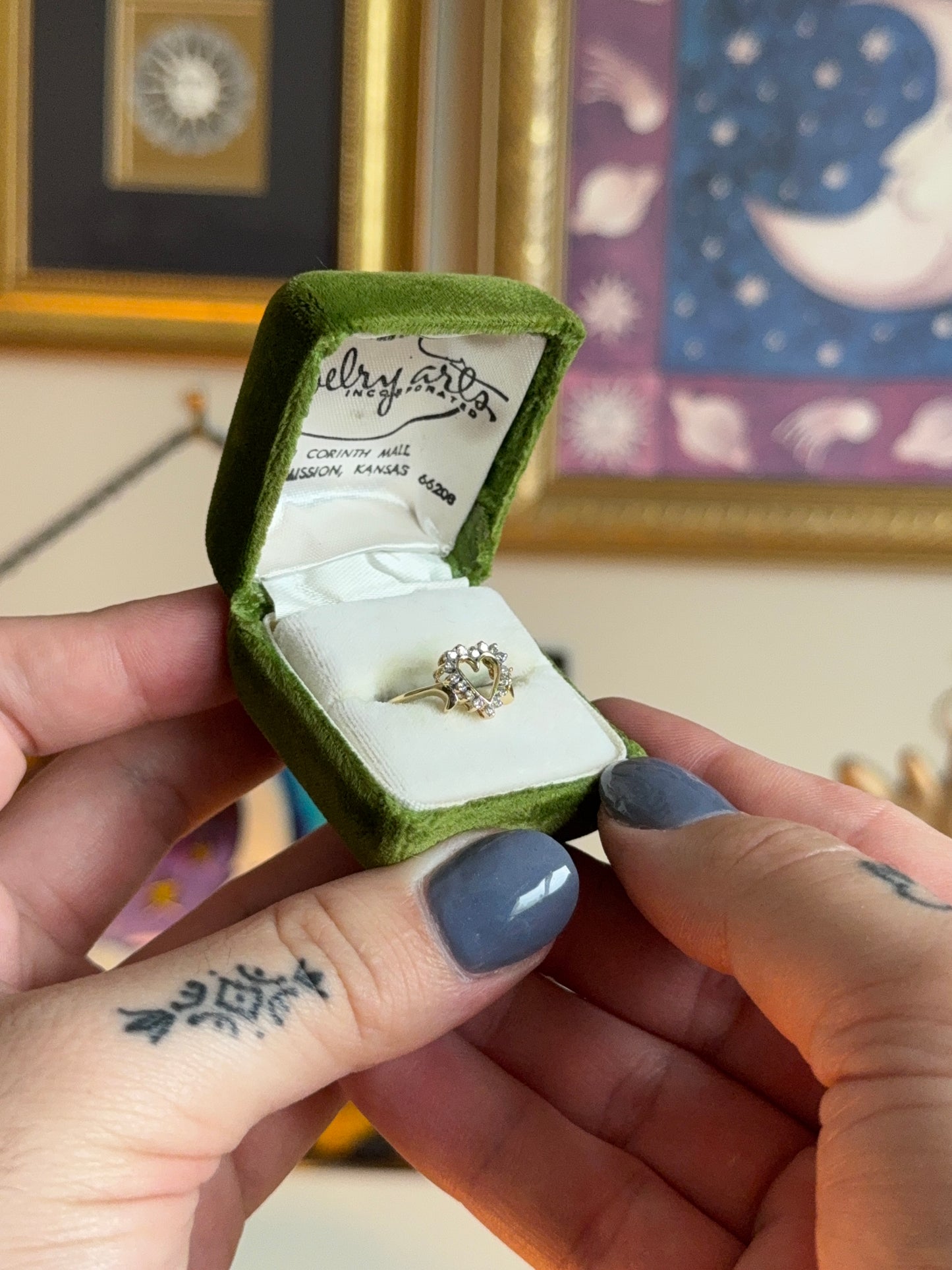 Diamond heart ring