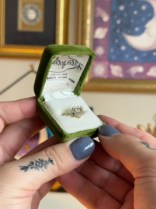 Diamond heart ring