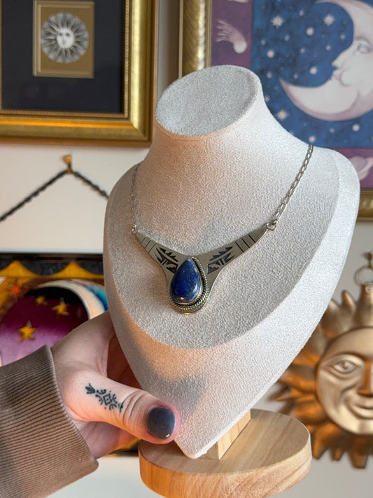 Silver lapis necklace