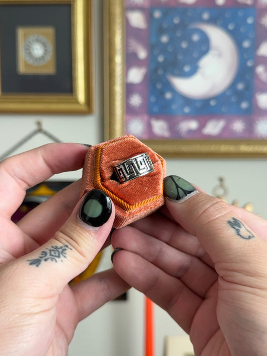 Chunky Greek cigar band