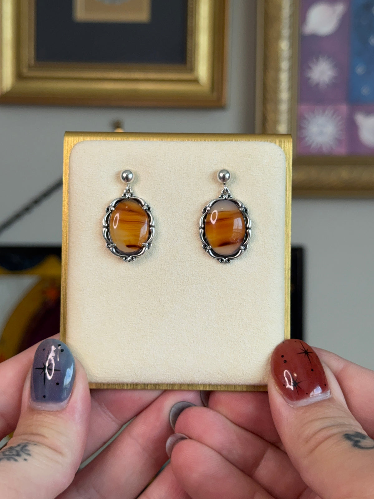 Oval agate earrings
