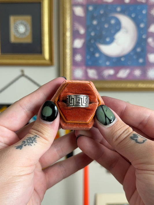 Chunky Greek cigar band