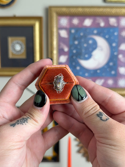 Oval Abalone ring
