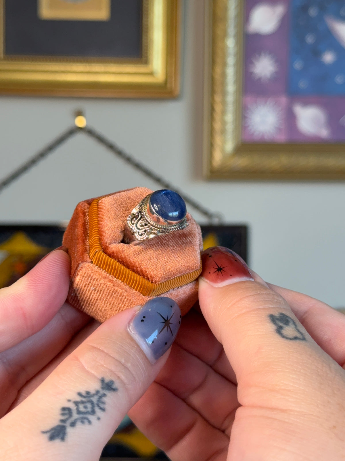 Blue cabochon ring