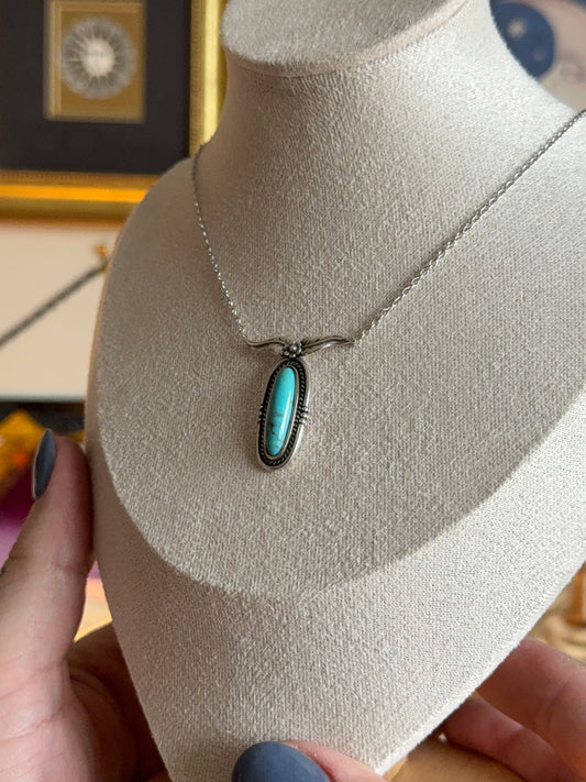 Silver turquoise oval necklace