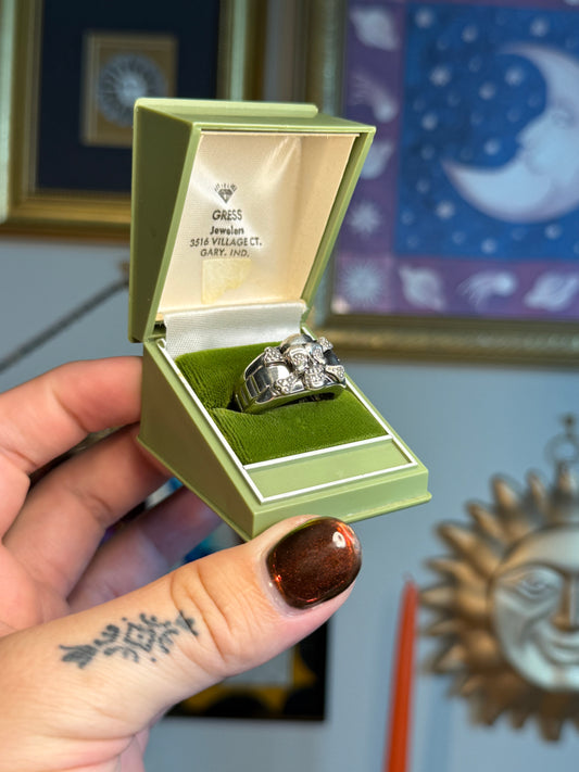 Pirate style skull ring