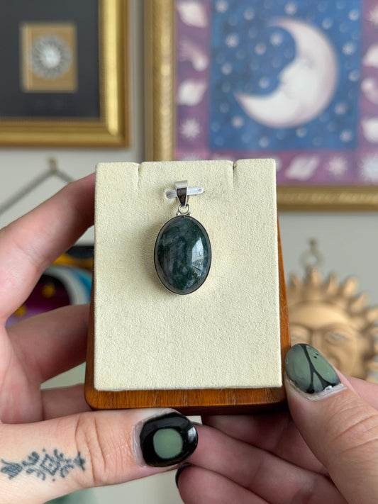 Seraphite cabochon pendant