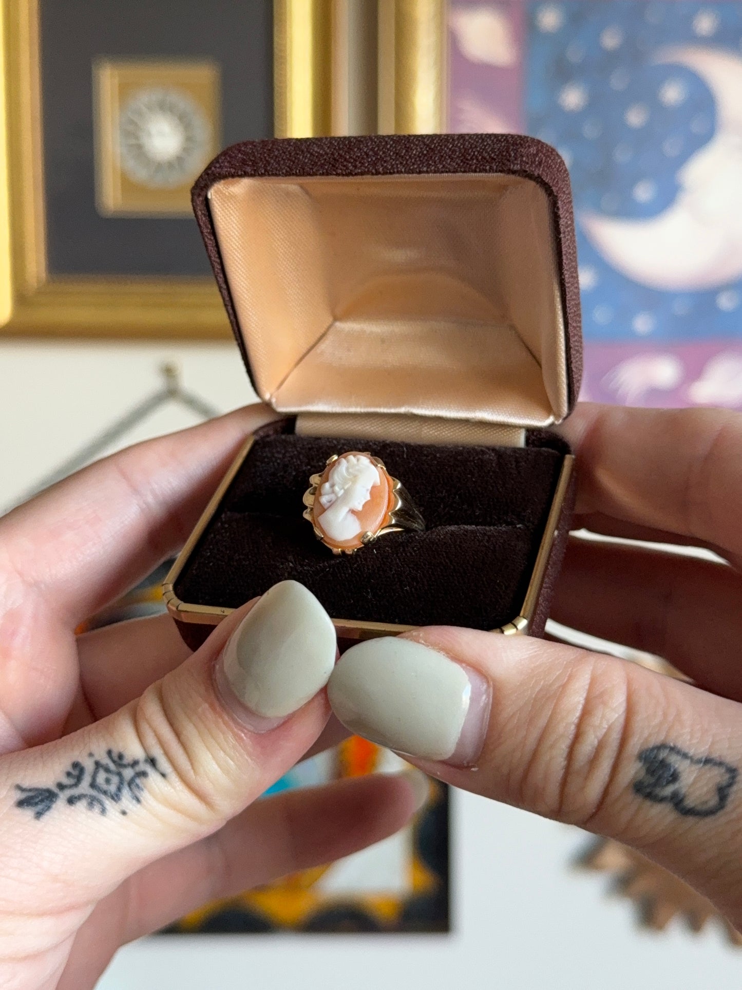 Smaller Gold cameo ring