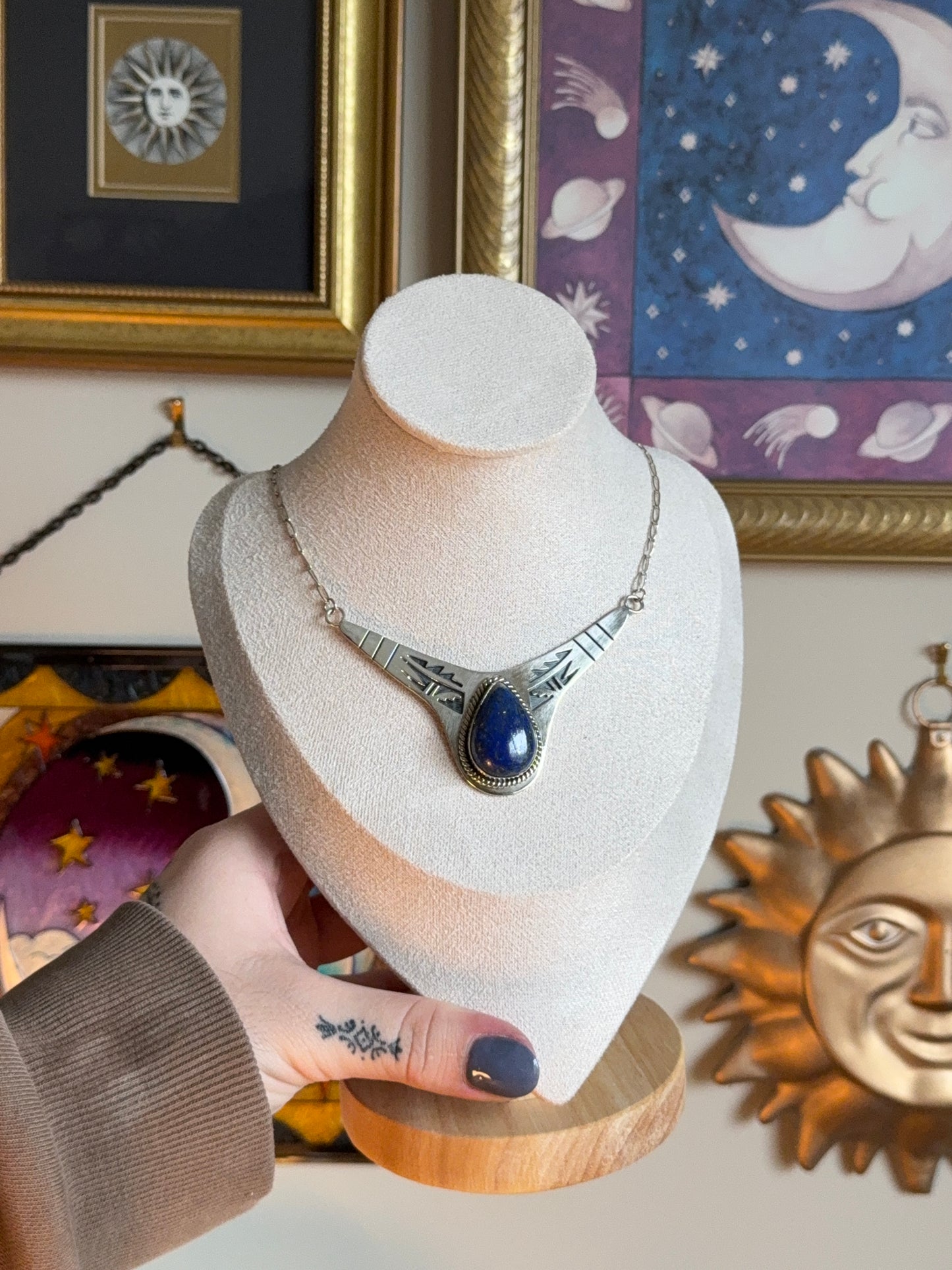 Silver lapis necklace