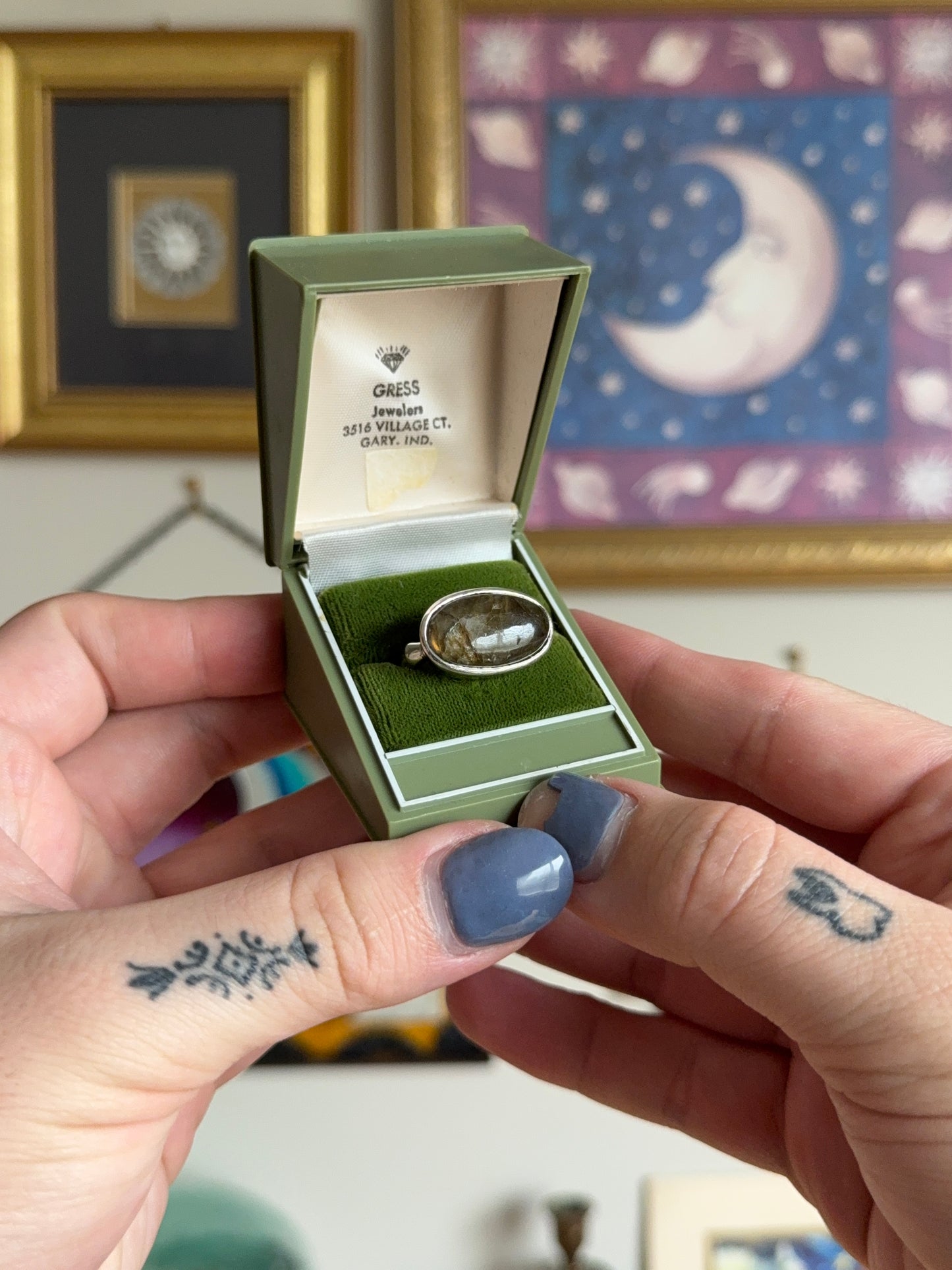 Labradorite ring