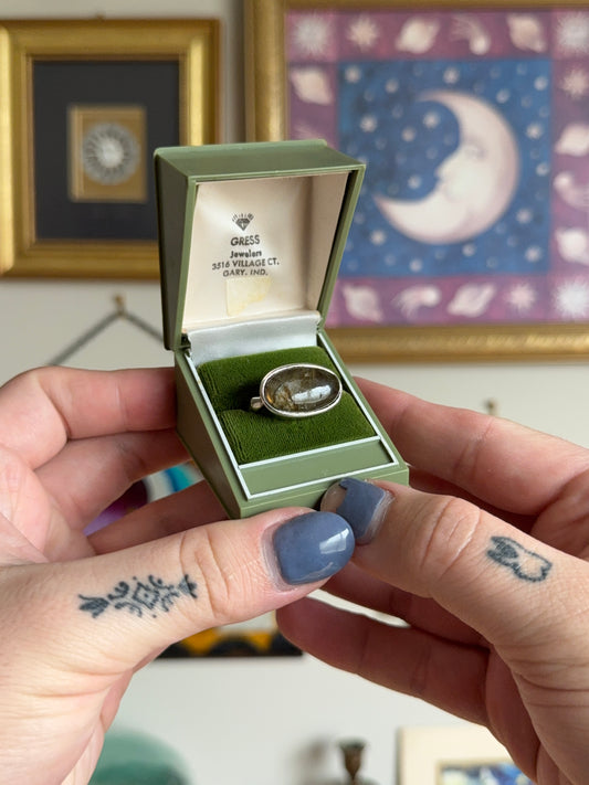 Labradorite ring